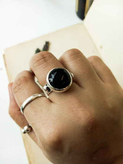 Anillo Ónix Estrellado