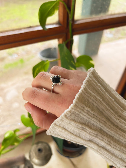 Anillo Bolitas circón