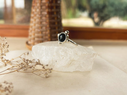 Anillo Bolitas circón